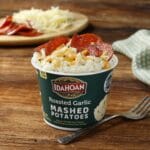Idahoan Roasted Garlic Mashed Potatoes Cup with Pepperoni and Cheese